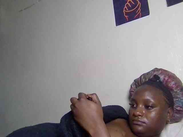 SweetKimmie webcam