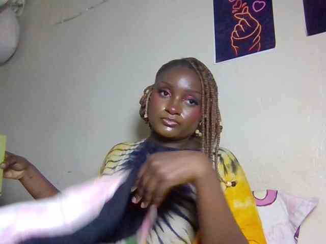 SweetKimmie webcam