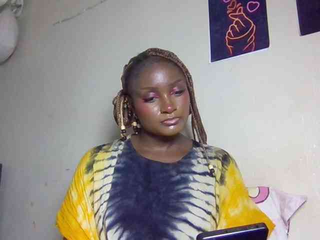 SweetKimmie webcam