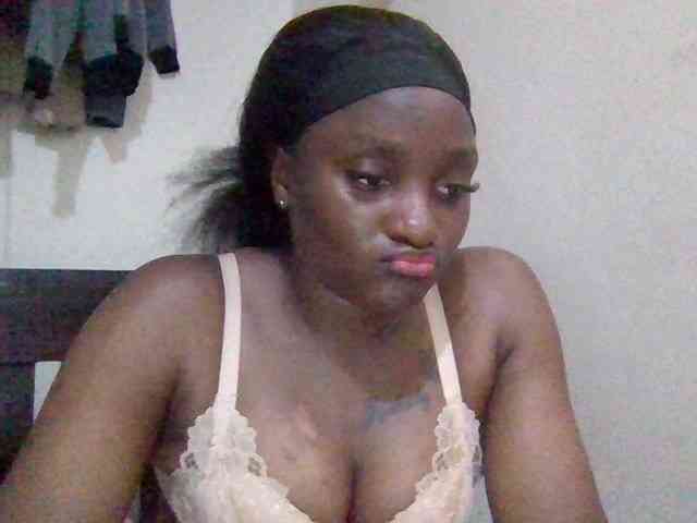 SweetKimmie webcam