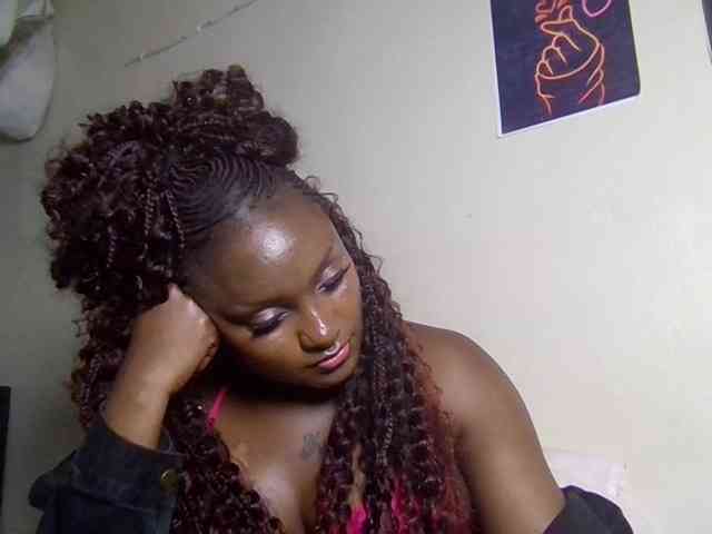 SweetKimmie webcam