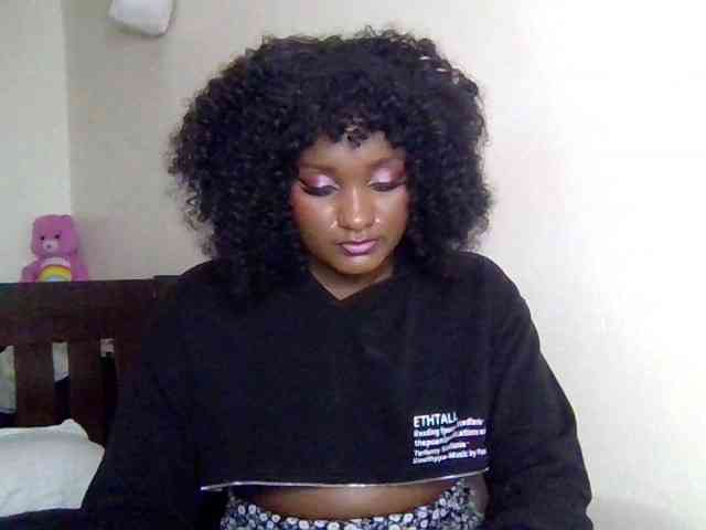 SweetKimmie webcam