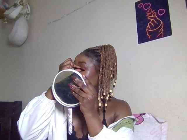 SweetKimmie webcam