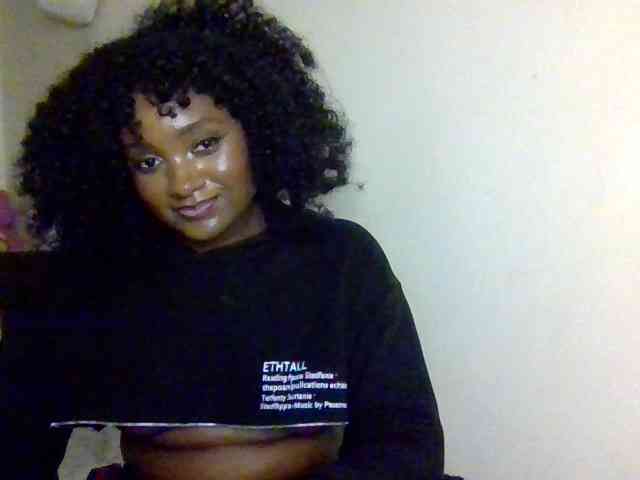 SweetKimmie webcam
