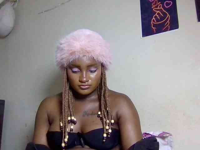 SweetKimmie webcam