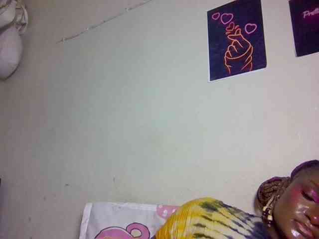 SweetKimmie webcam
