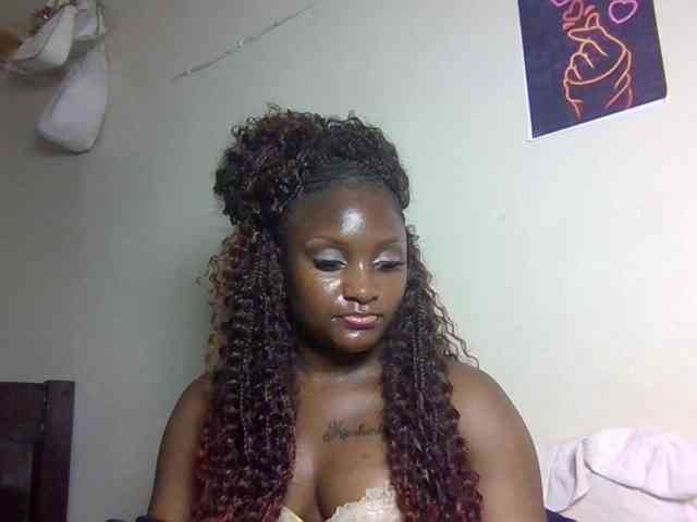 SweetKimmie webcam