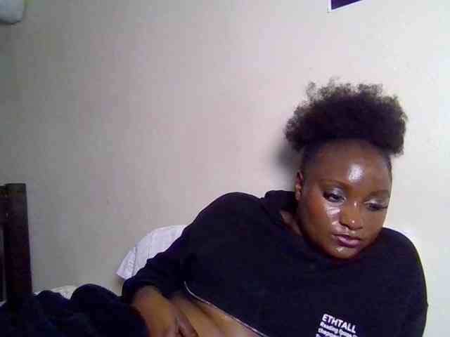 SweetKimmie webcam