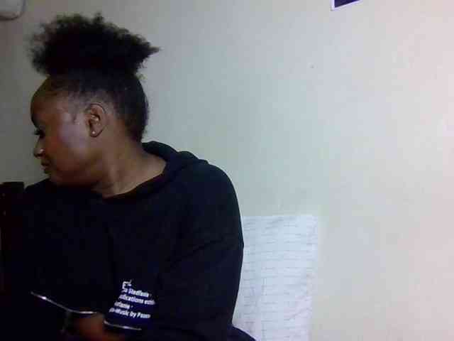 SweetKimmie webcam