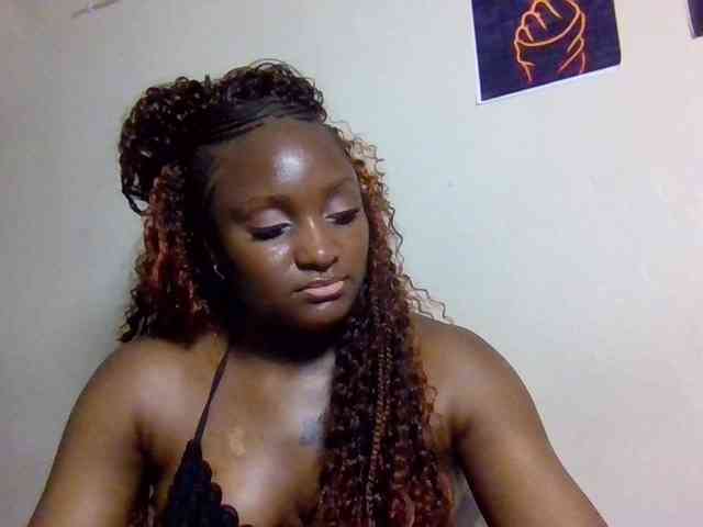 SweetKimmie webcam