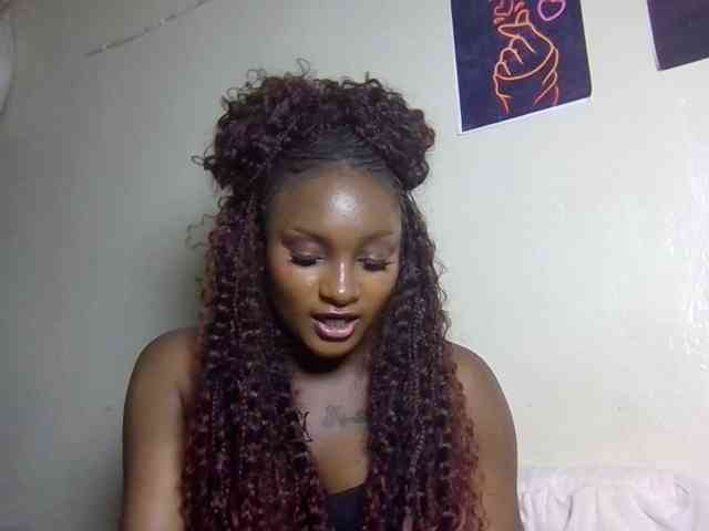 SweetKimmie webcam