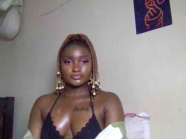 SweetKimmie webcam