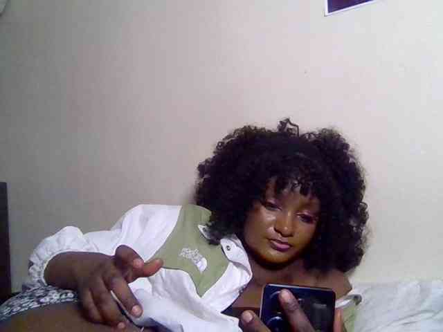 SweetKimmie webcam