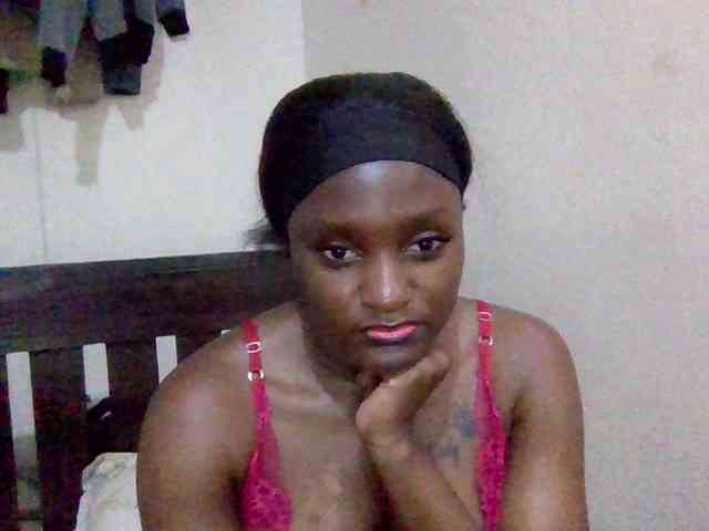 SweetKimmie webcam