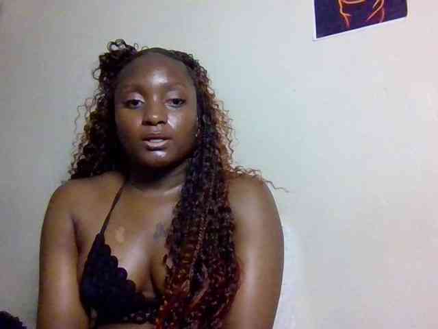 SweetKimmie webcam