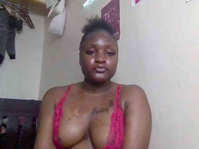 SweetKimmie webcam