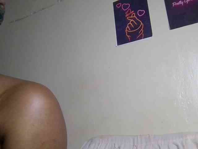 SweetKimmie webcam