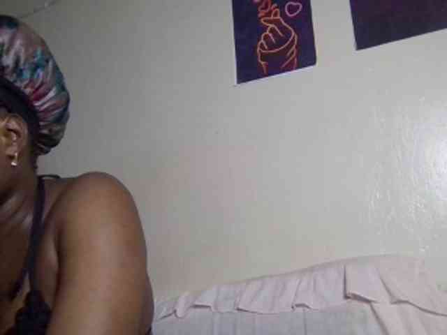SweetKimmie webcam