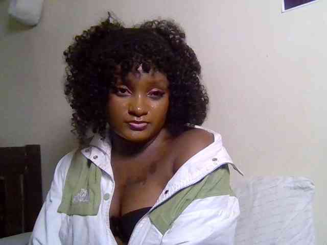 SweetKimmie webcam