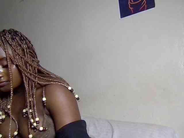 SweetKimmie webcam