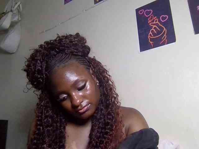 SweetKimmie webcam