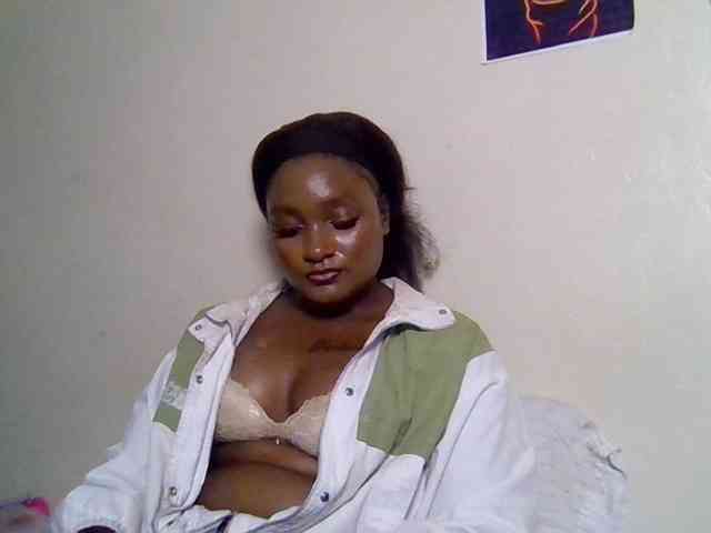 SweetKimmie webcam