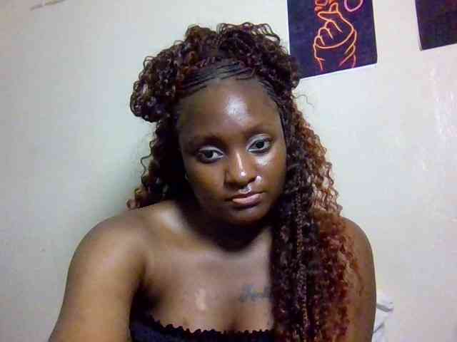 SweetKimmie webcam