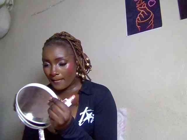 SweetKimmie webcam