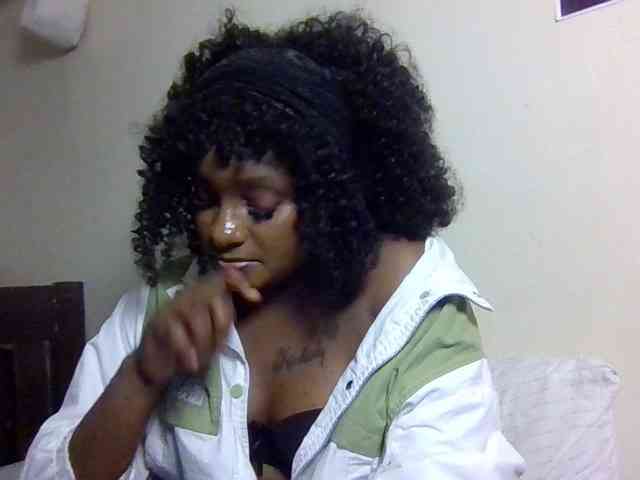SweetKimmie webcam