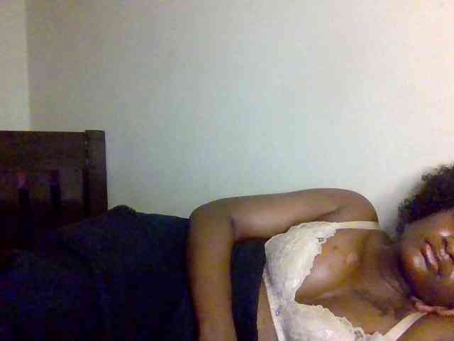 SweetKimmie webcam