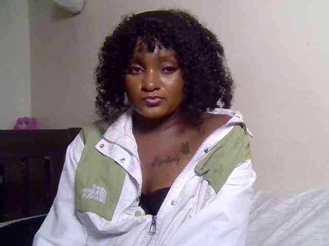 SweetKimmie webcam