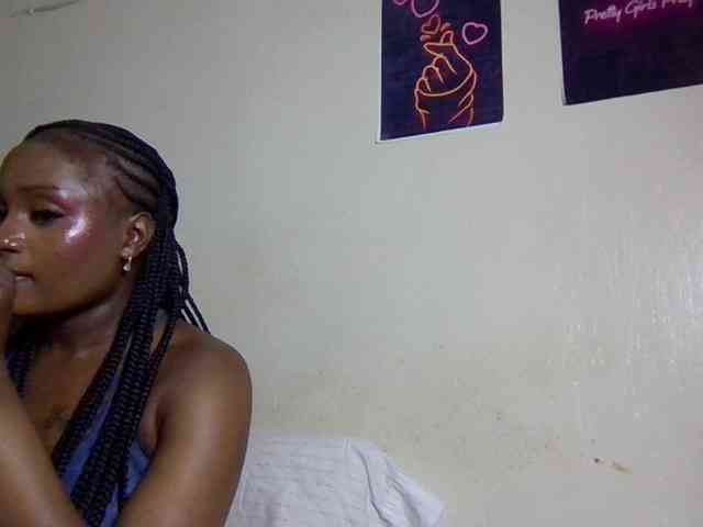 SweetKimmie webcam