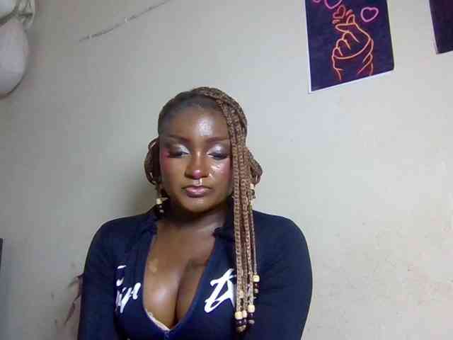 SweetKimmie webcam