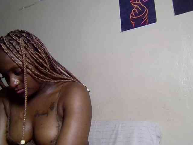 SweetKimmie webcam