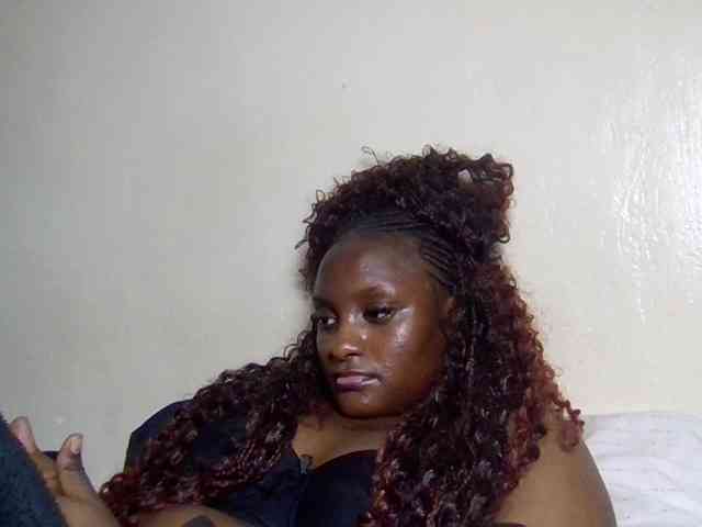 SweetKimmie webcam
