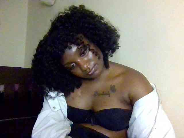 SweetKimmie webcam