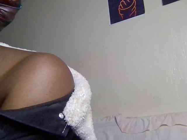 SweetKimmie webcam