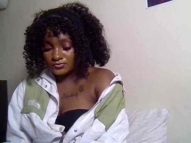 SweetKimmie webcam