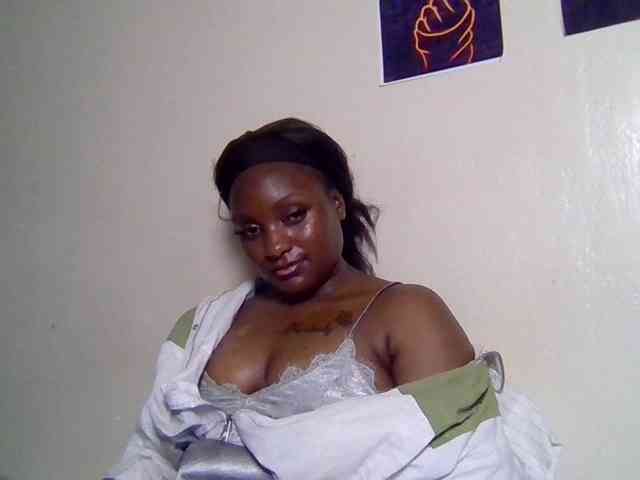 SweetKimmie webcam