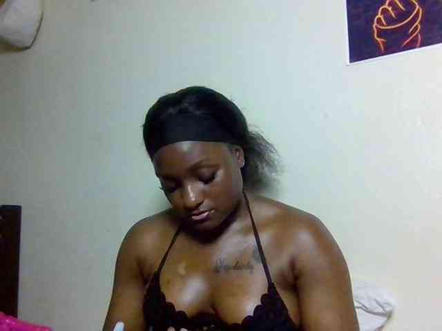 SweetKimmie webcam