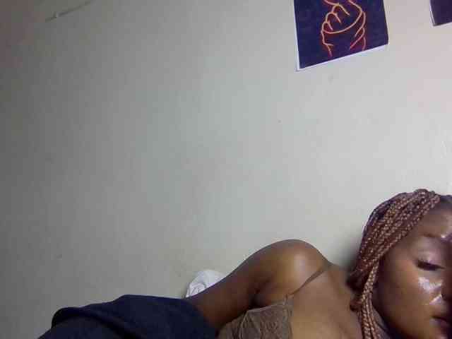 SweetKimmie webcam