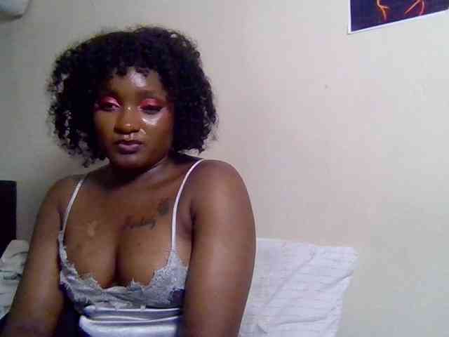 SweetKimmie webcam