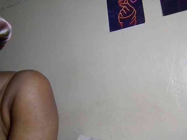 SweetKimmie webcam