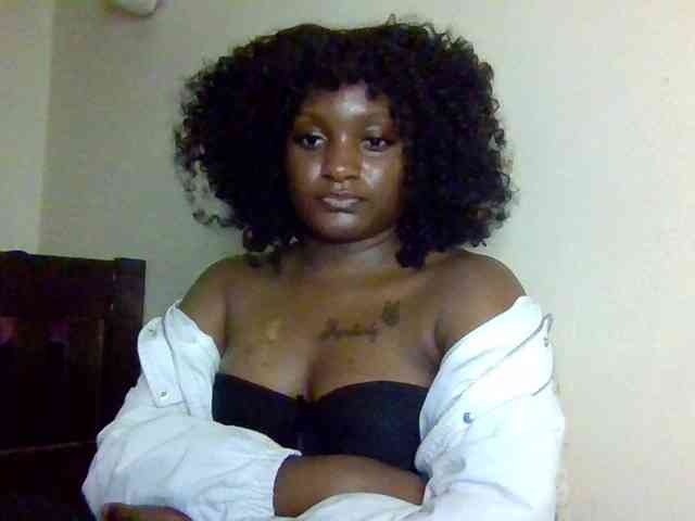 SweetKimmie webcam