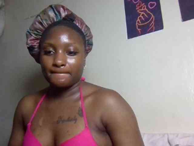 SweetKimmie webcam