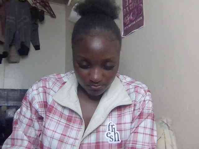 SweetKimmie webcam