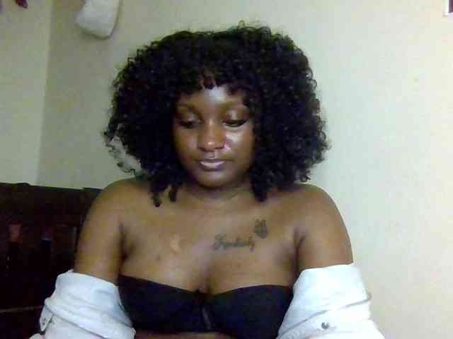 SweetKimmie webcam