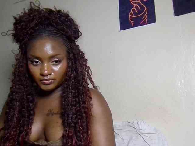 SweetKimmie webcam