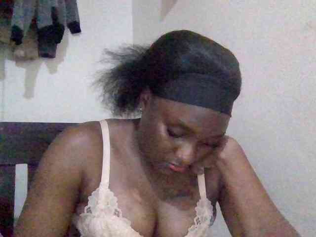 SweetKimmie webcam
