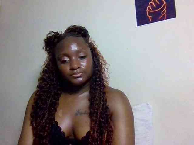 SweetKimmie webcam